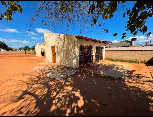 5 BEDROOM HOUSE FOR SALE IN MAHWELERENG